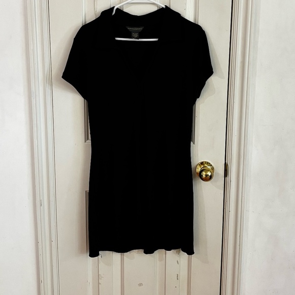 Black collard mini dress - Picture 2 of 9